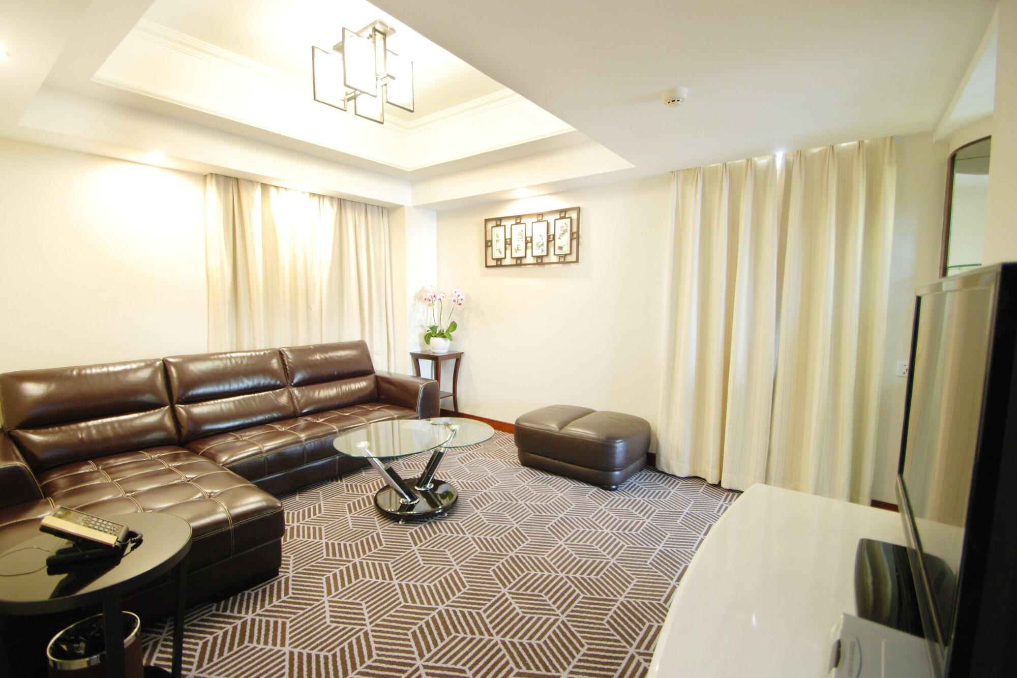Overseas Chinese Friendship Hotel Гуанджоу Екстериор снимка