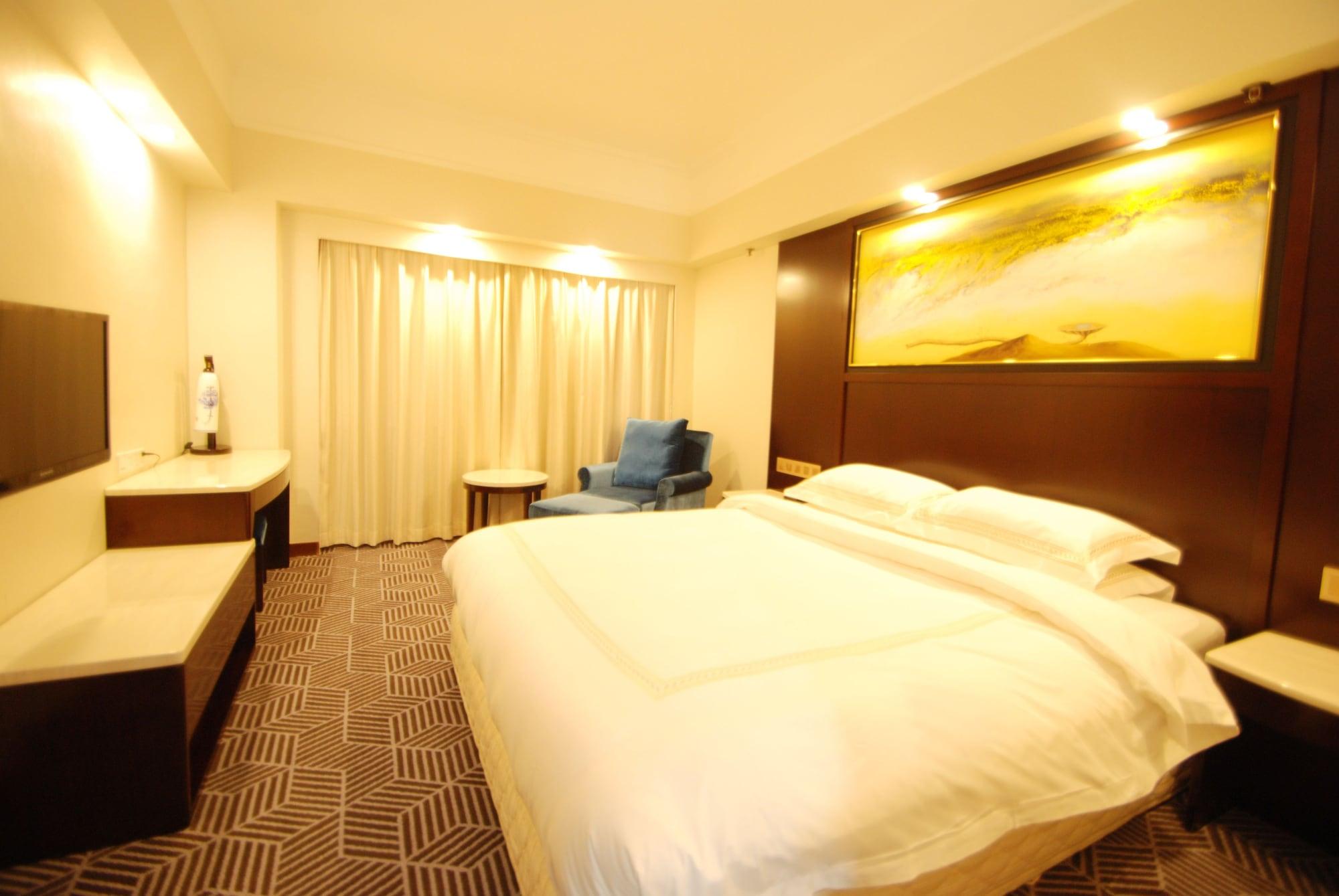 Overseas Chinese Friendship Hotel Гуанджоу Екстериор снимка