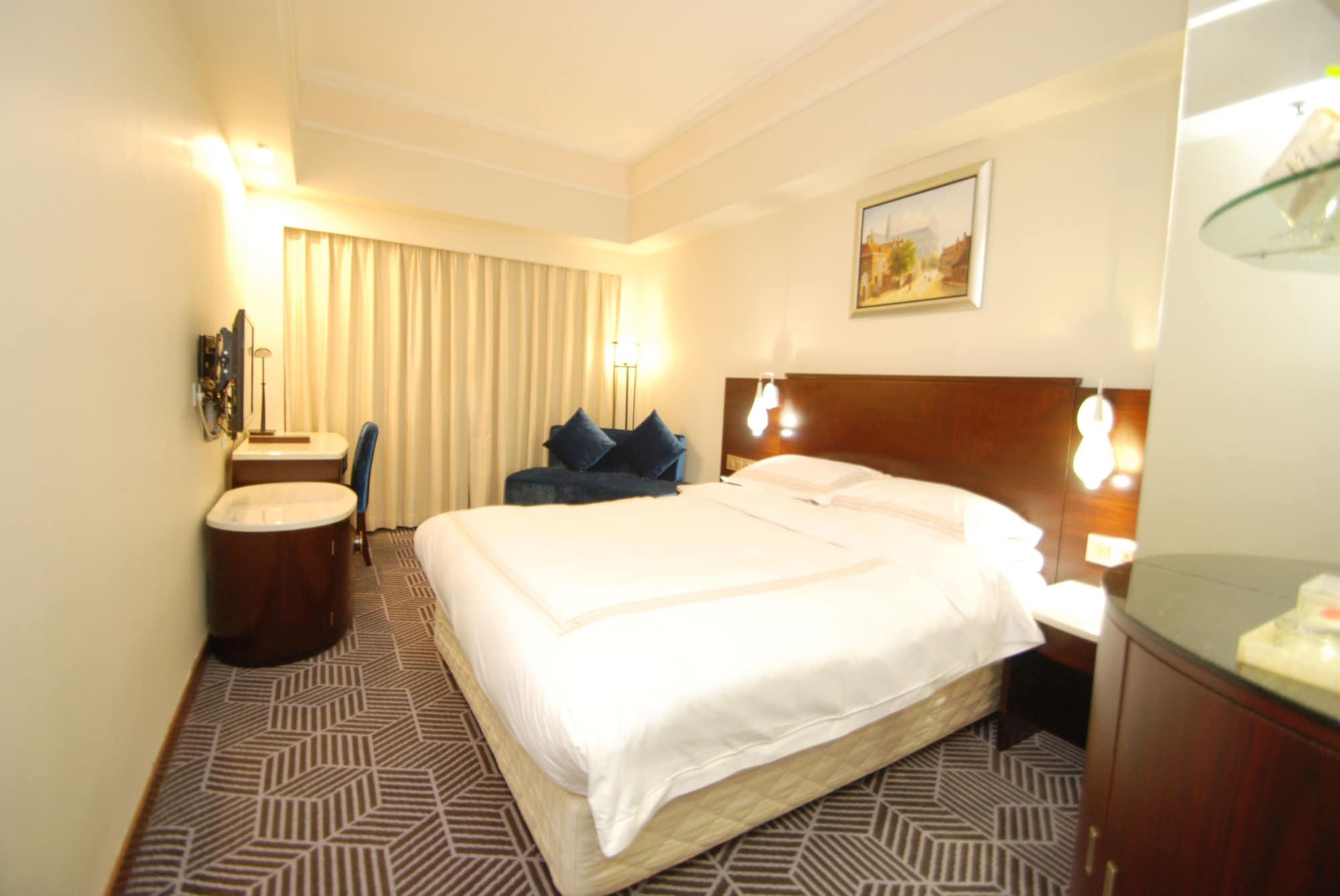 Overseas Chinese Friendship Hotel Гуанджоу Екстериор снимка