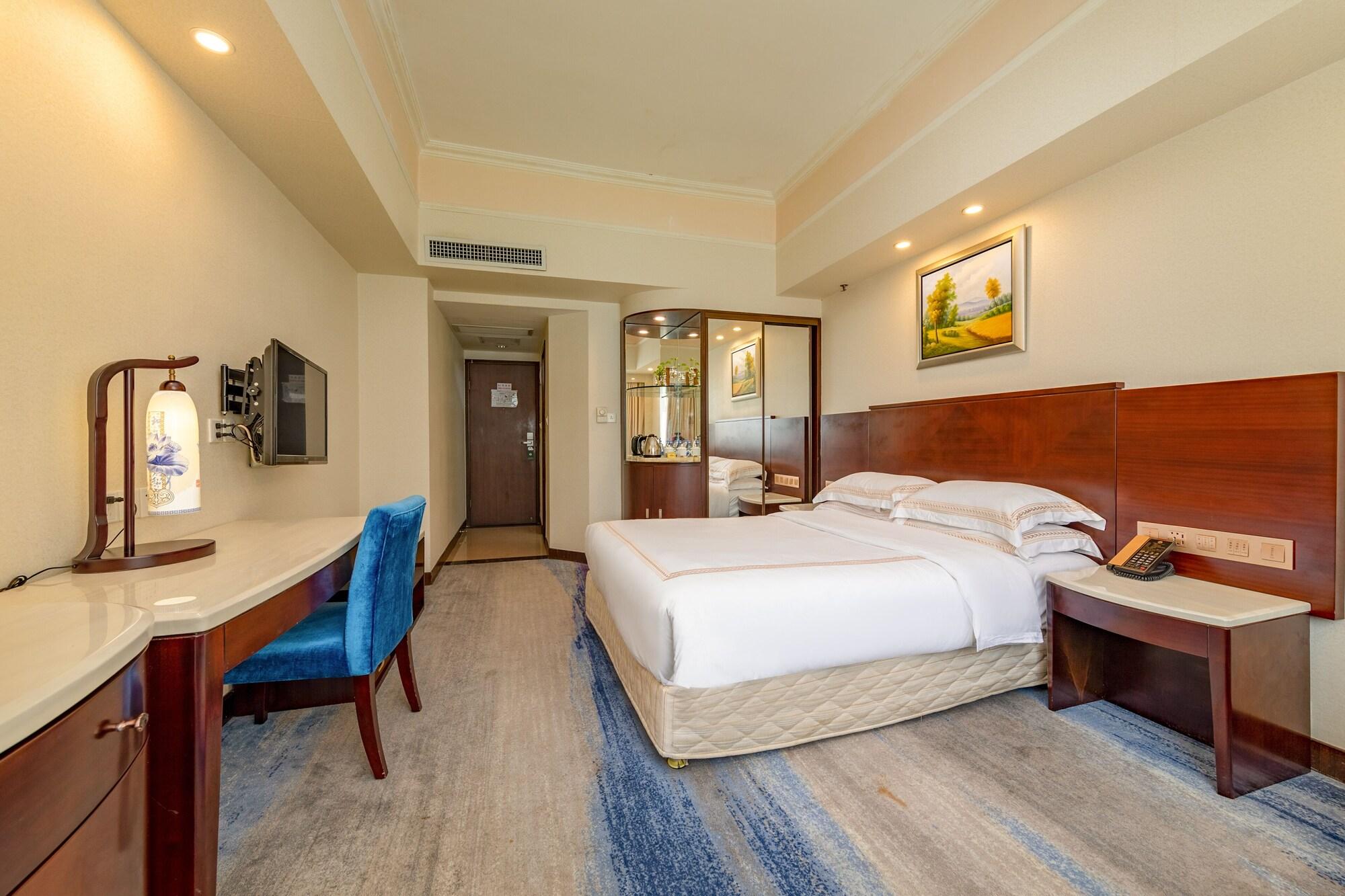 Overseas Chinese Friendship Hotel Гуанджоу Екстериор снимка