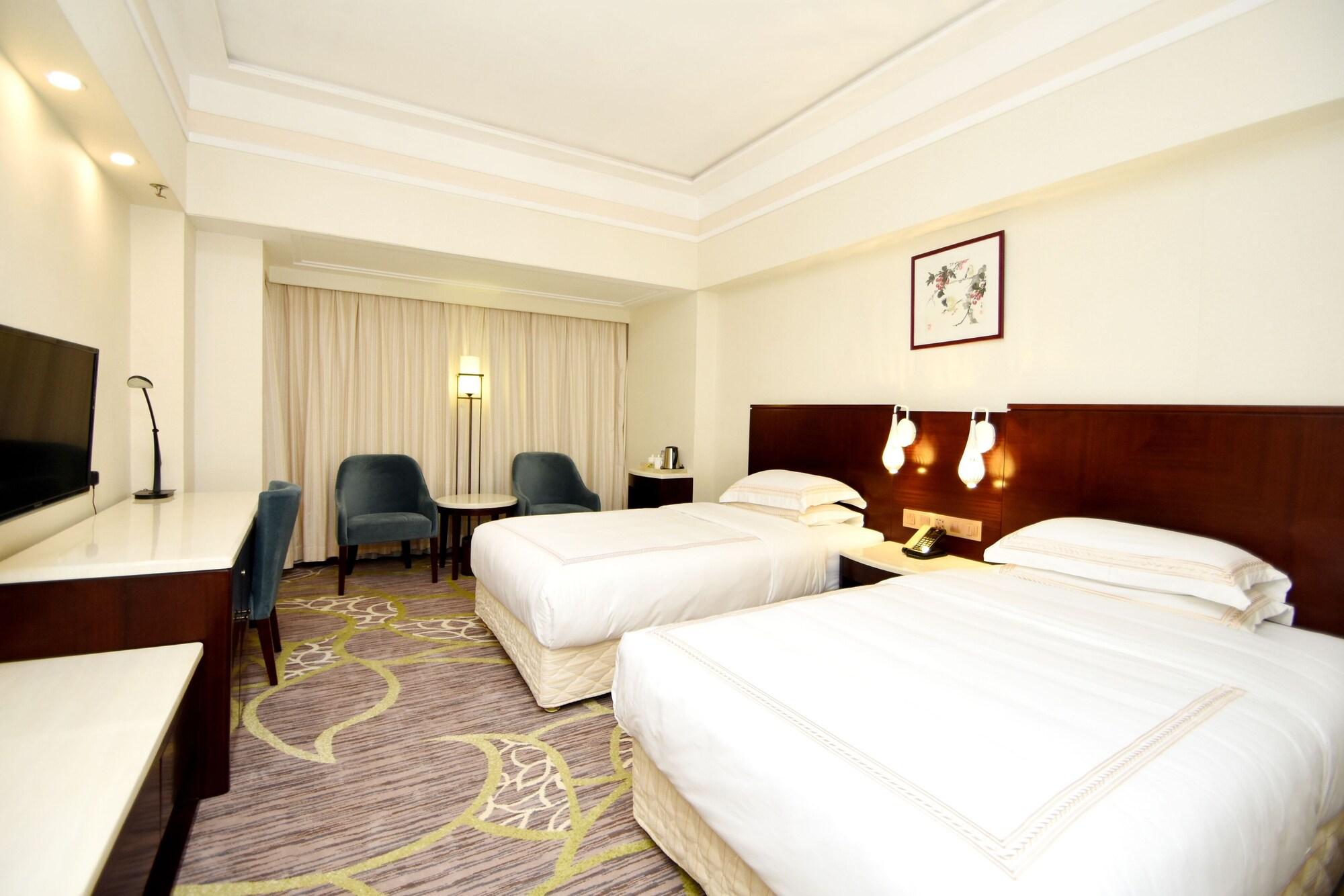 Overseas Chinese Friendship Hotel Гуанджоу Екстериор снимка