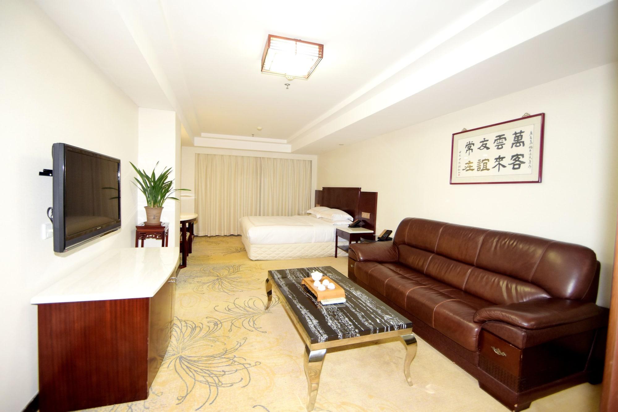 Overseas Chinese Friendship Hotel Гуанджоу Екстериор снимка