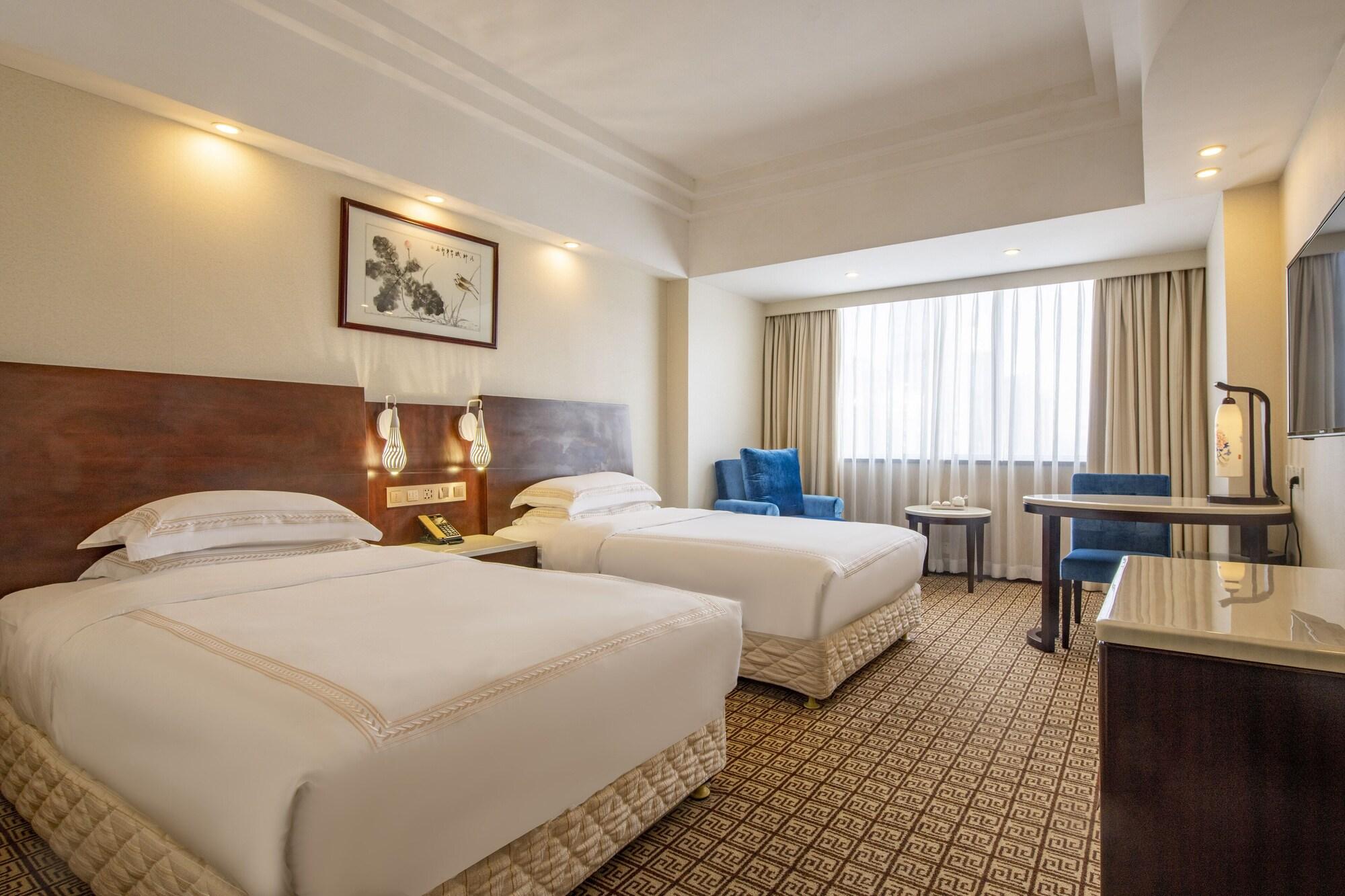 Overseas Chinese Friendship Hotel Гуанджоу Екстериор снимка