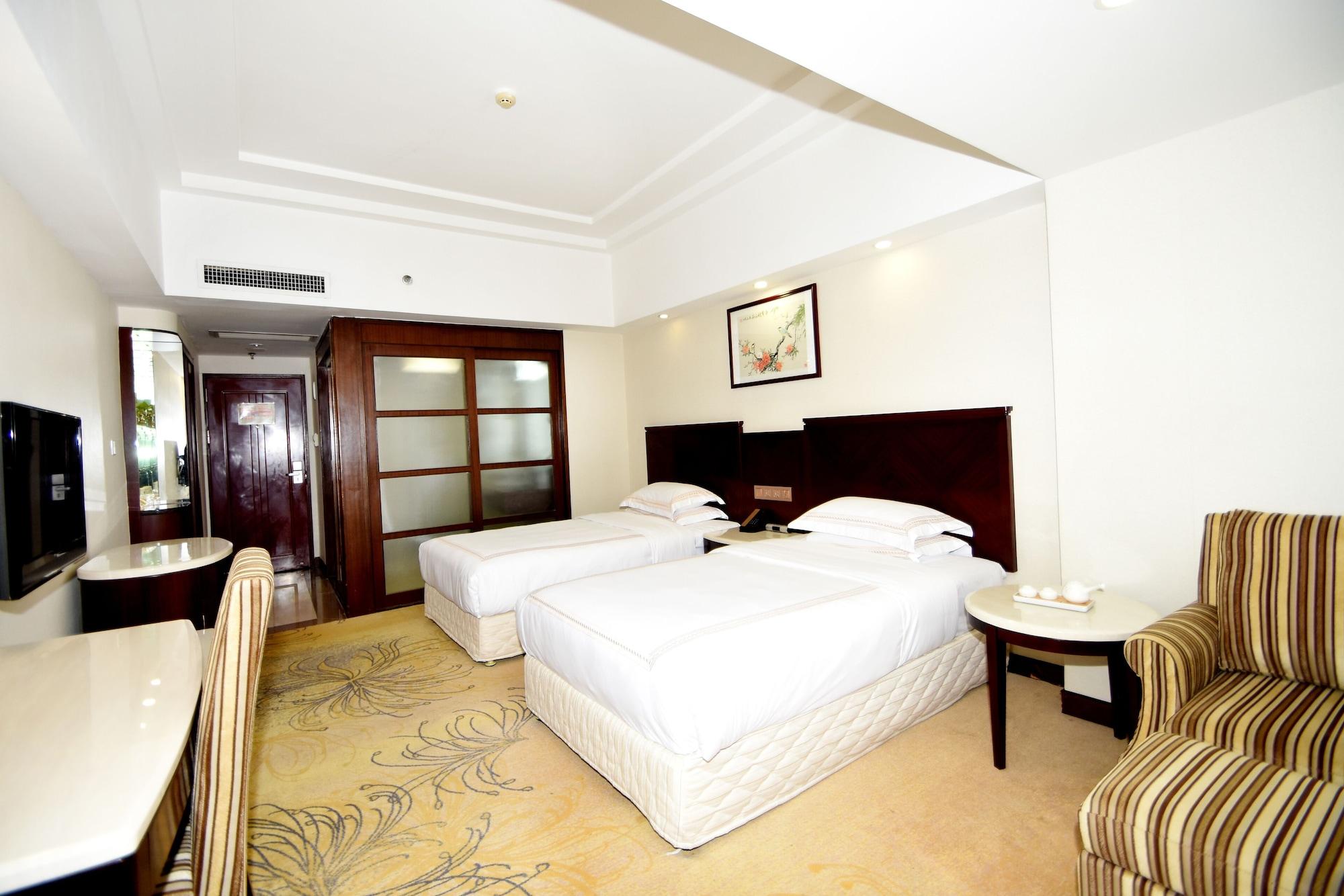 Overseas Chinese Friendship Hotel Гуанджоу Екстериор снимка