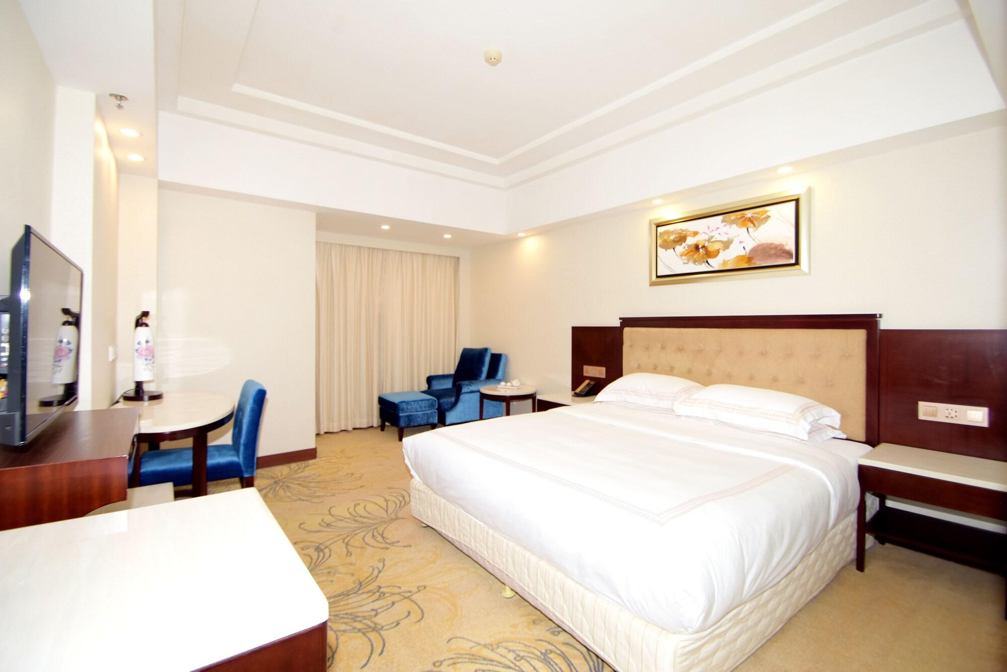 Overseas Chinese Friendship Hotel Гуанджоу Екстериор снимка