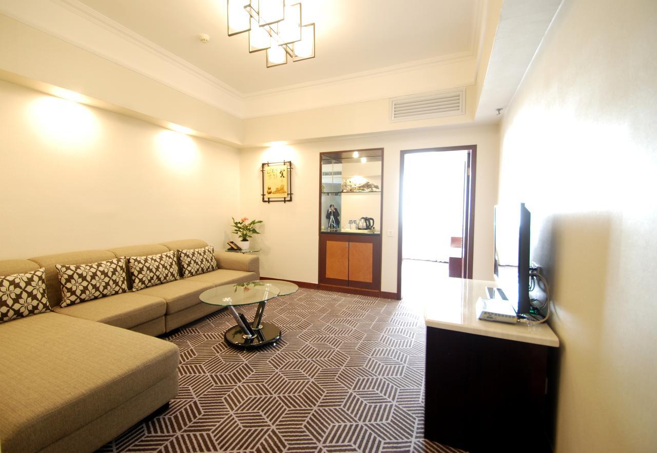 Overseas Chinese Friendship Hotel Гуанджоу Екстериор снимка