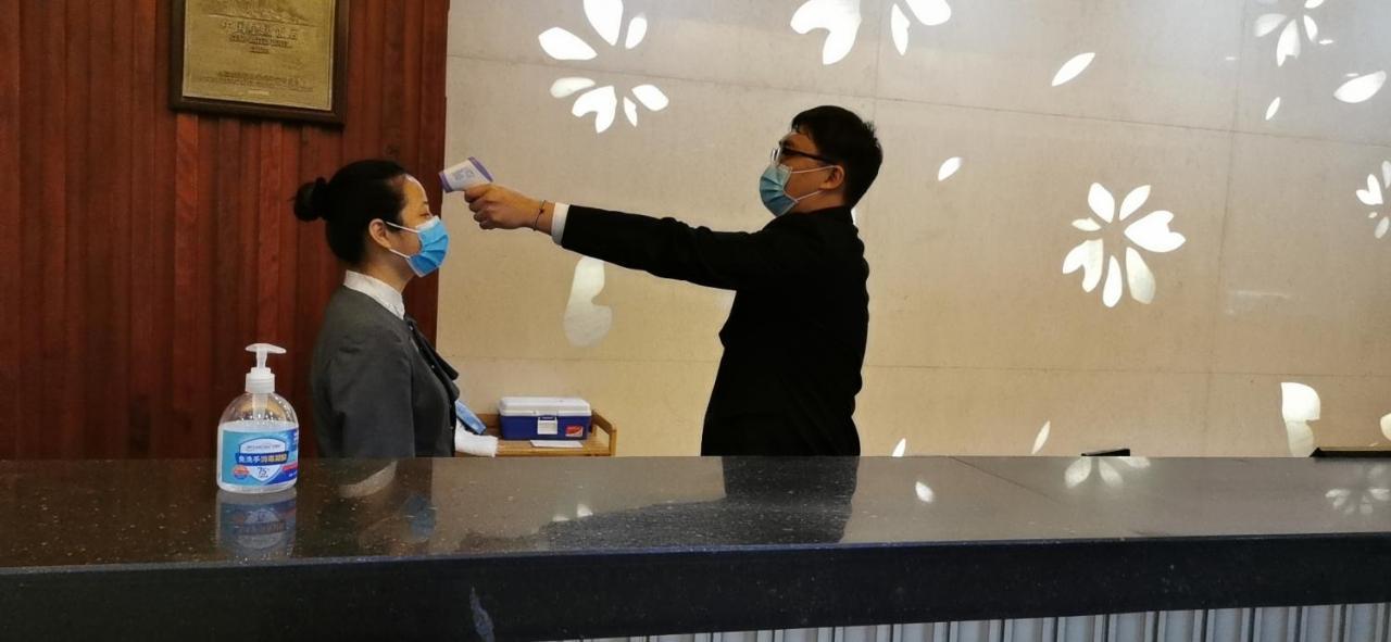 Overseas Chinese Friendship Hotel Гуанджоу Екстериор снимка